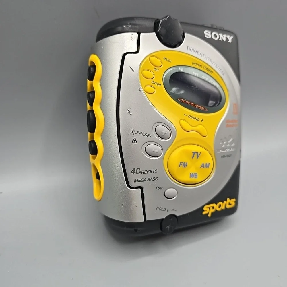 Sony Yellow Black Silver Portable Cassette Player TV/FM/AM Sports